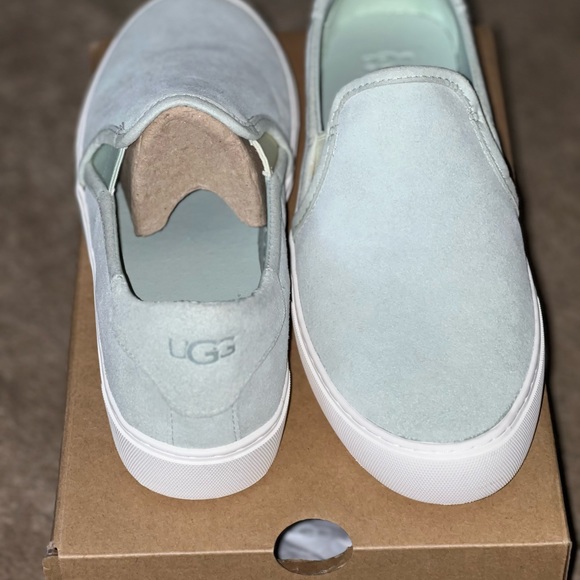 UGGS Australia Womens Jass Sneakers Flats Mint Green Suede New - Picture 3 of 3